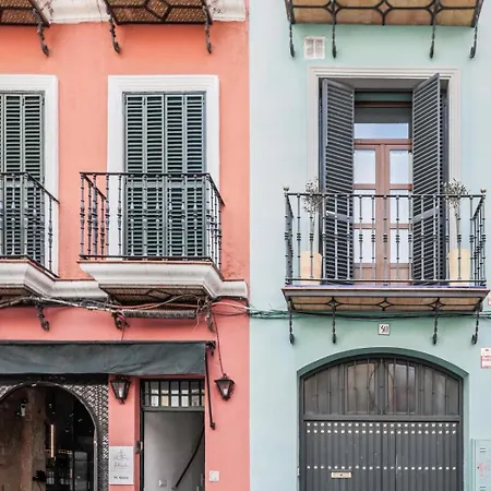 Bonito Estudio En Calle Feria Apartment *